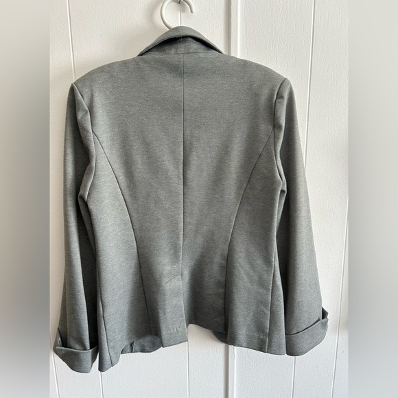 Suzy Shier Blazer - Picture 2 of 5